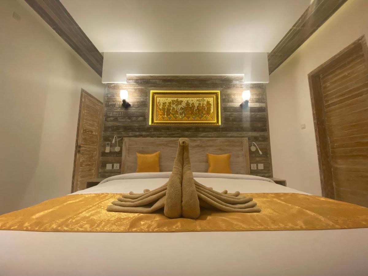 The Kama Hotel Batununggul Luaran gambar